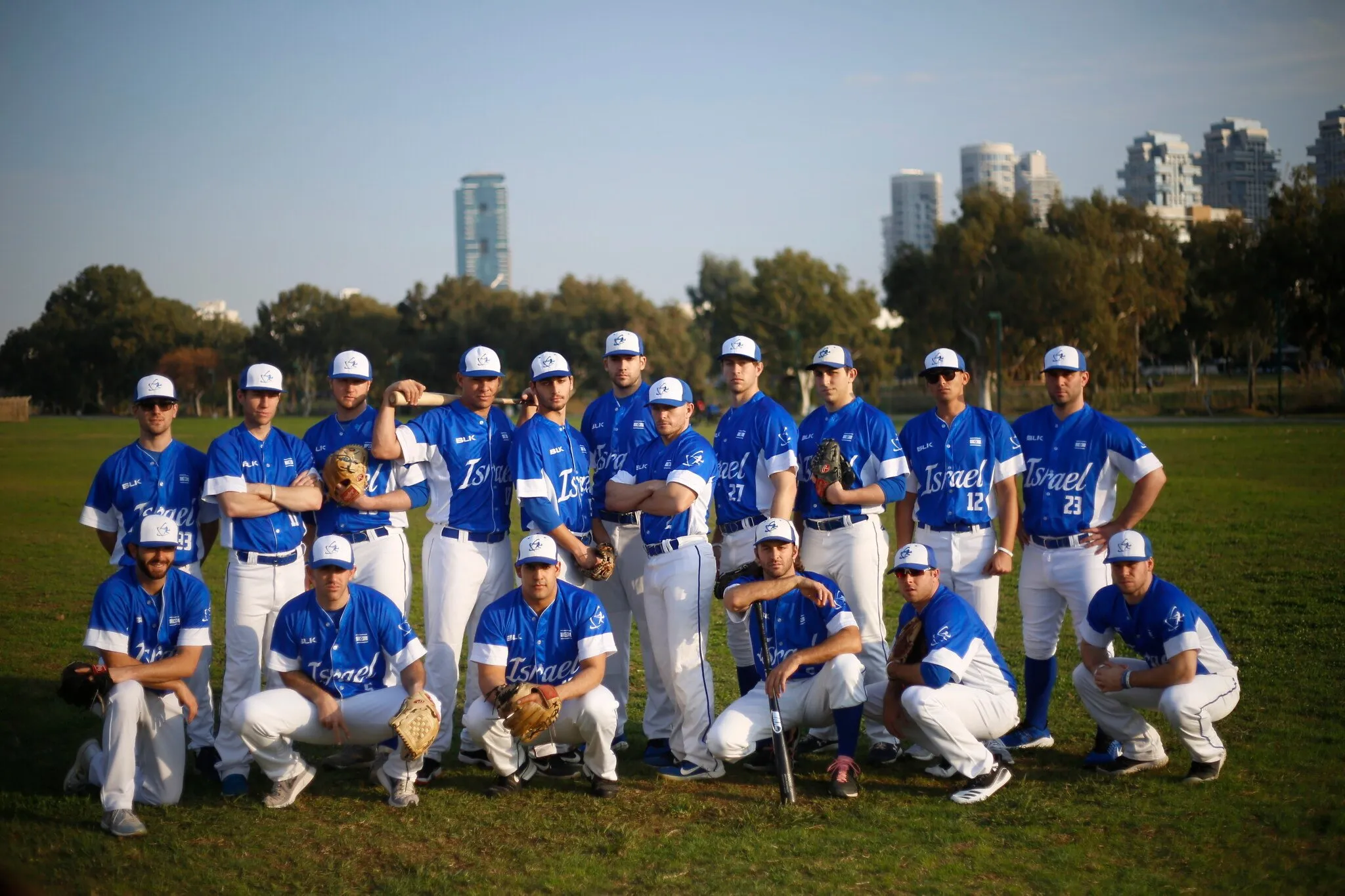 Custom baseball team jerseys