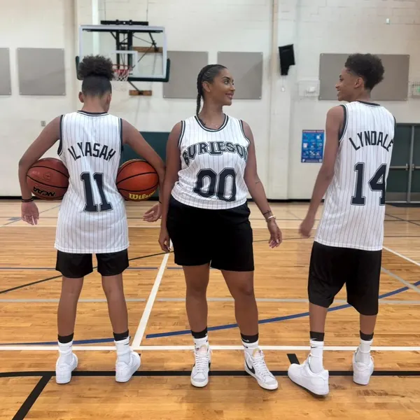 Image #1 from Deidre