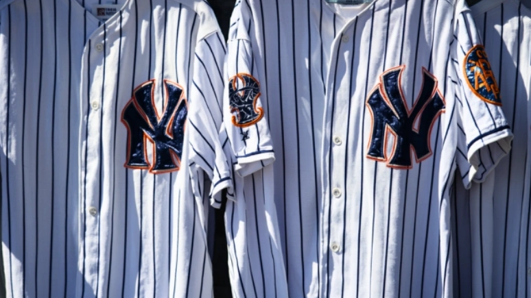 What Are Baseball Uniforms